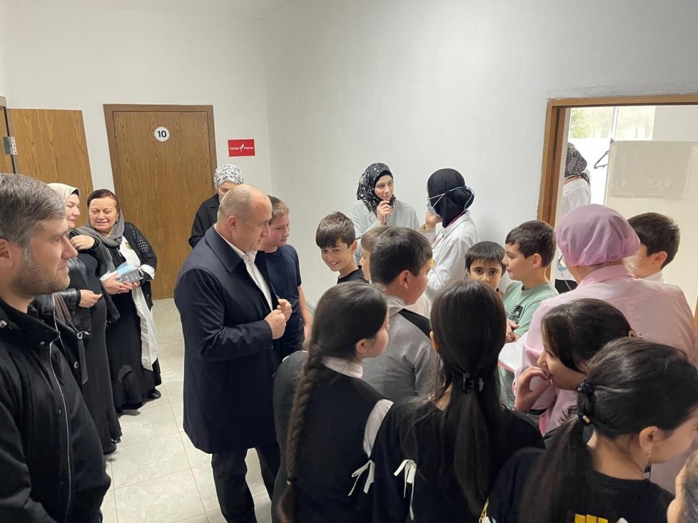В ЦРБ Хасавюртовского района продолжаются здравоохранительные мероприятия по иммунизации населения от  полиомиелита