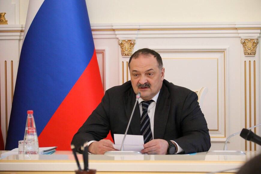 Семь дней до прямой линии с Главой РД Сергеем Меликовым: трансляцию организуют из Музея боевой славы.