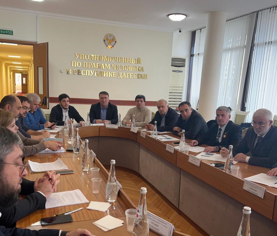 Администрация Хасавюртовского района приняла участие в работе общественных слушаний