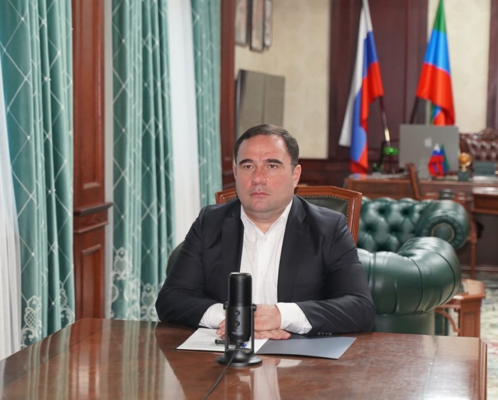 Глава   Хасавюртовского района принял  участие в работе  совещания   в режиме ВКС  под руководством Сергея Меликова