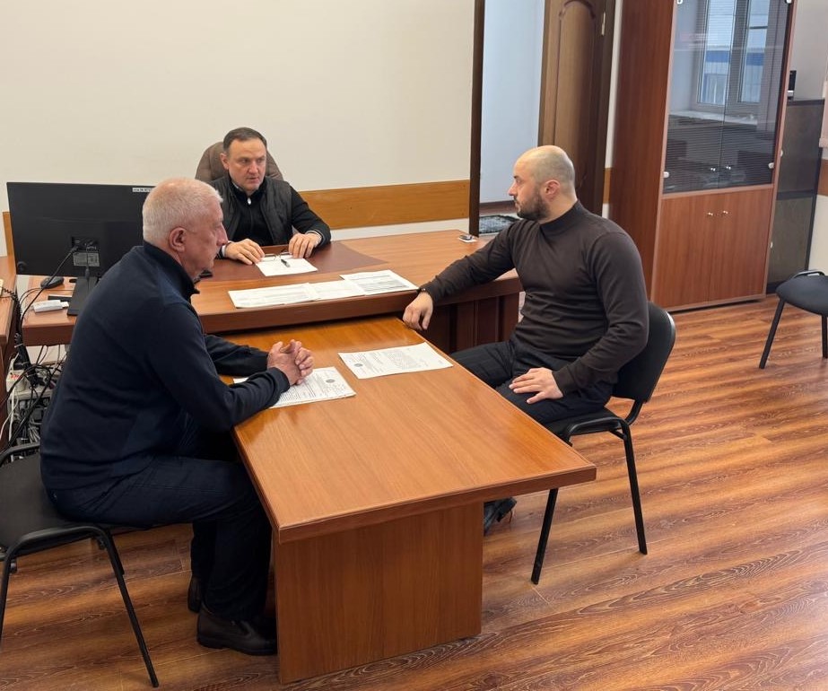 Сотрудниками МКУ «Управление ГОЧС Хасавюртовского района» провели встречу с представителем ООО «Газпром Трансгаз Махачкала»